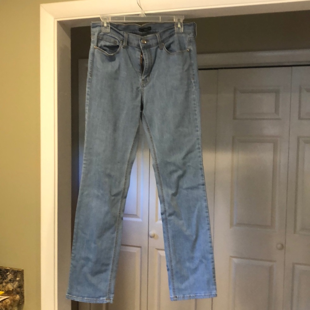 A n designs size 12 jeans stretchy straight leg